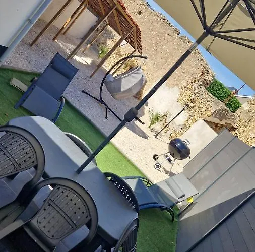 Prázdninový dům Maison Centre Avec Jardin *